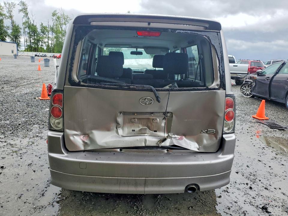 56641056 :رقم المزاد ، JTLKT324464105891 vin ، 2006 Toyota Scion مزاد بيع