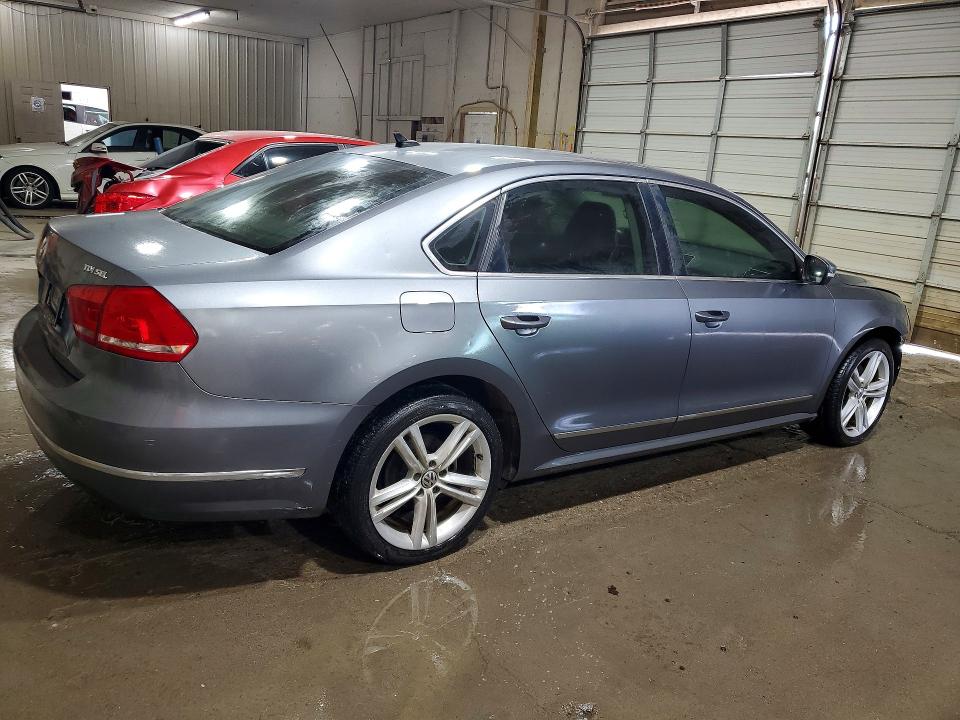 2015 Volkswagen Passat მანქანა იყიდება აუქციონზე, vin: 1VWCV7A32FC086268, აუქციონის ნომერი: 57243396