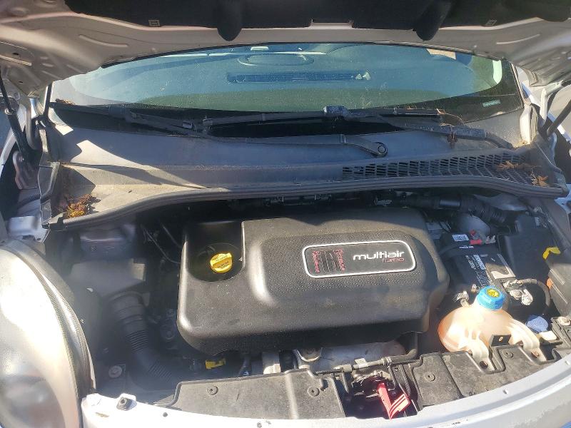 2014 Fiat 500l მანქანა იყიდება აუქციონზე, vin: ZFBCFABH4EZ028099, აუქციონის ნომერი: 55845226