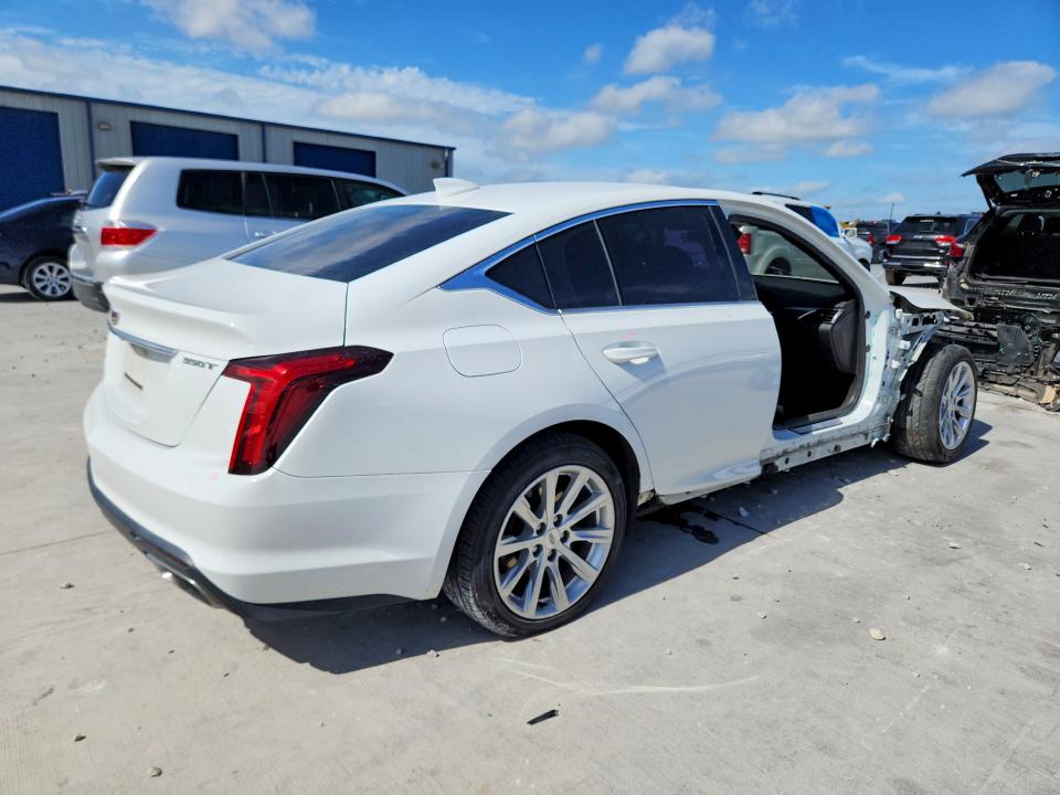 57298436 :رقم المزاد ، 1G6DM5RKXL0138658 vin ، 2020 Cadillac Ct5 مزاد بيع