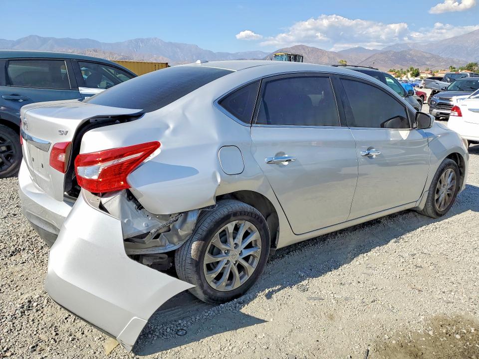 2019 Nissan Sentra მანქანა იყიდება აუქციონზე, vin: 3N1AB7AP5KL605000, აუქციონის ნომერი: 57171716