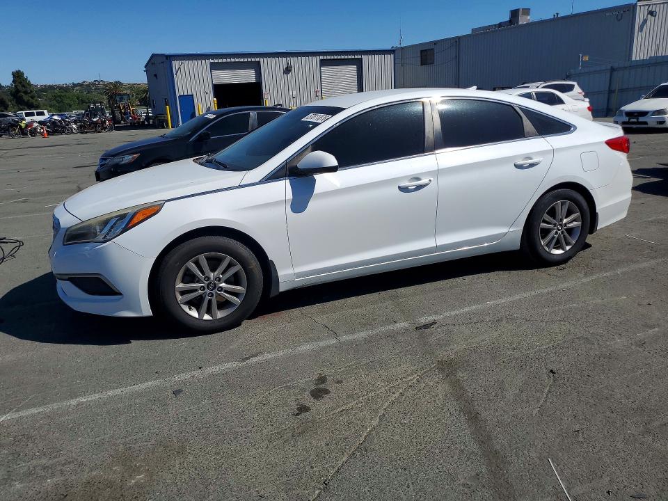Auction sale of the 2017 Hyundai Sonata, vin: 5NPE24AF3HH470242, lot number: 57011876