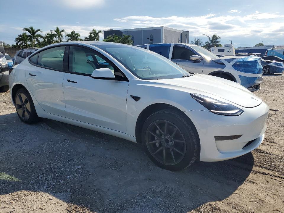 Продажа на аукционе авто 2021 Tesla Model 3, vin: 5YJ3E1EA2MF908639, номер лота: 57118556