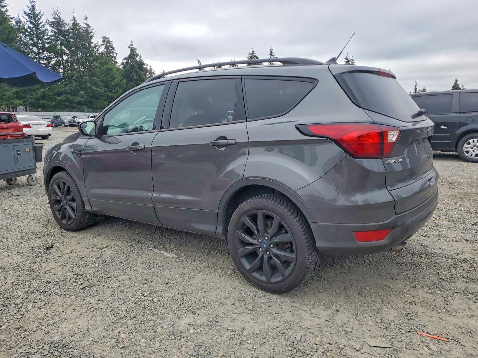 2019 Ford Escape მანქანა იყიდება აუქციონზე, vin: 1FMCU9GD2KUB09954, აუქციონის ნომერი: 57424526