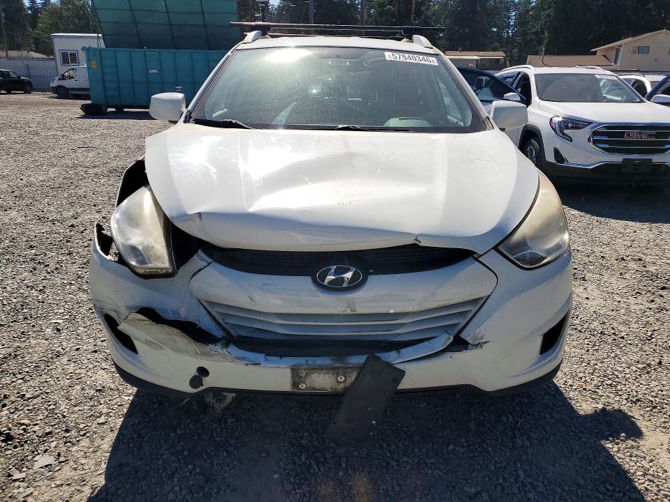 2010 Hyundai Tucson მანქანა იყიდება აუქციონზე, vin: KM8JUCAC7AU099599, აუქციონის ნომერი: 57840346