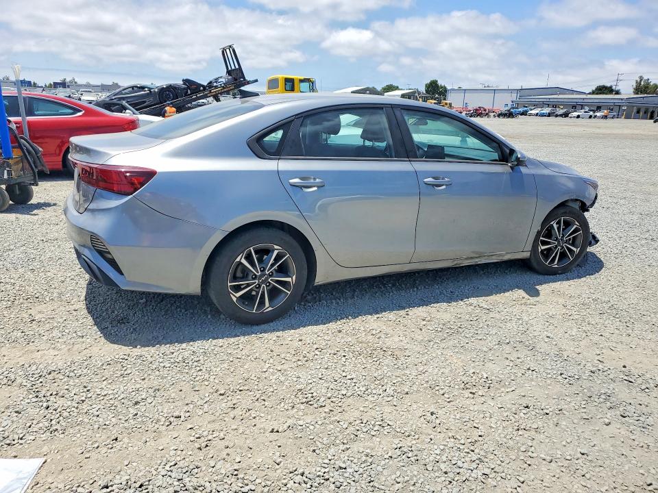 58054786 :رقم المزاد ، 3KPF24AD4PE604424 vin ، 2023 Kia Forte مزاد بيع