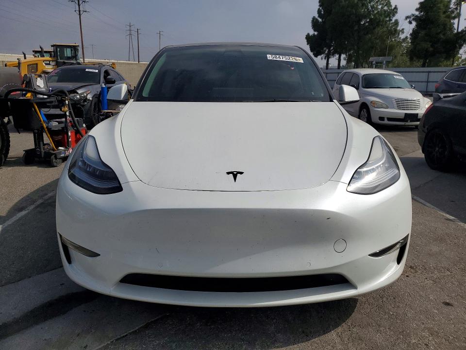 2022 Tesla Model Y მანქანა იყიდება აუქციონზე, vin: 7SAYGDEE2NA022116, აუქციონის ნომერი: 58475226