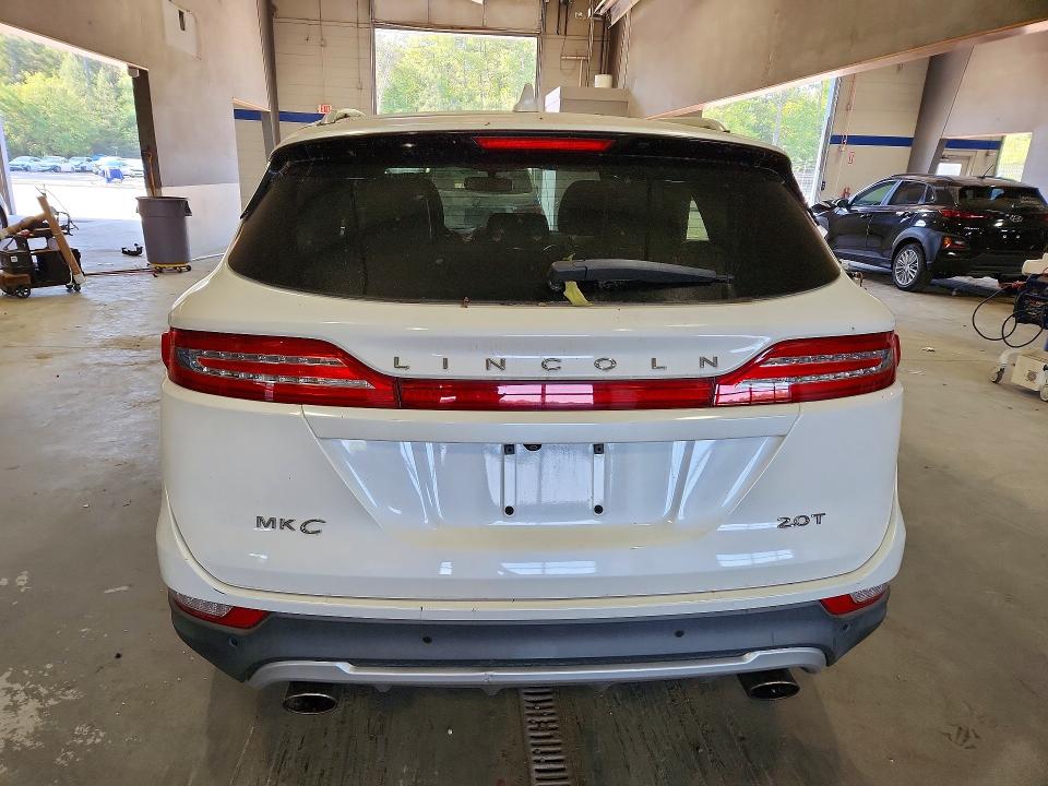 2017 Lincoln Mkc მანქანა იყიდება აუქციონზე, vin: 5LMCJ2C94HUL02128, აუქციონის ნომერი: 56002616