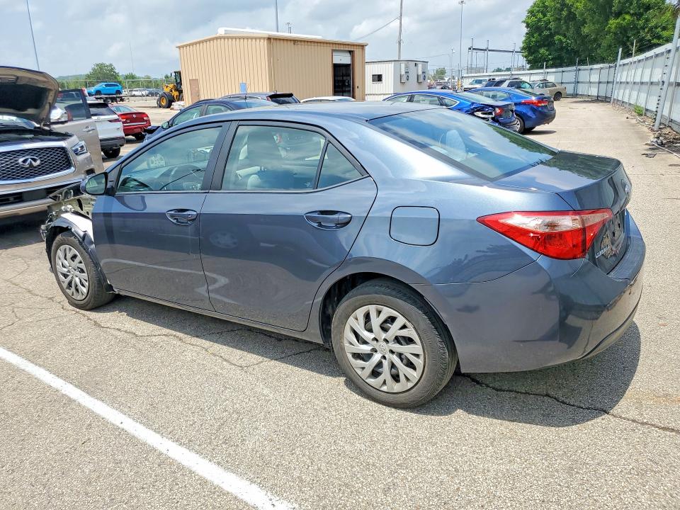 2017 Toyota Corolla მანქანა იყიდება აუქციონზე, vin: 2T1BURHE1HC877020, აუქციონის ნომერი: 56187396