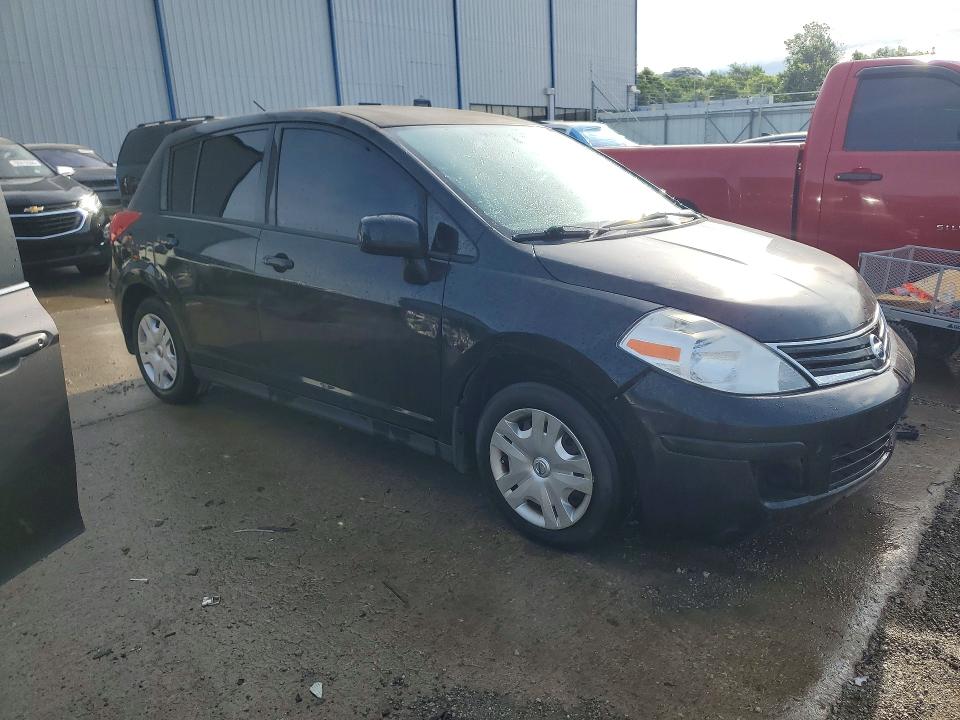55121106 :رقم المزاد ، 3N1BC1CP0AL443707 vin ، 2010 Nissan Versa مزاد بيع