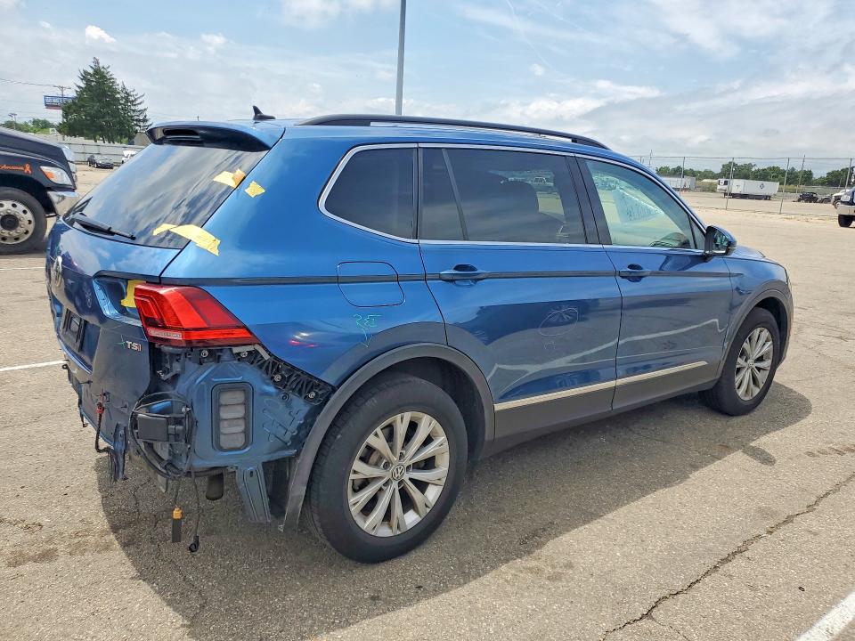 58072746 :رقم المزاد ، 3VV3B7AX7JM000959 vin ، 2018 Volkswagen Tiguan مزاد بيع