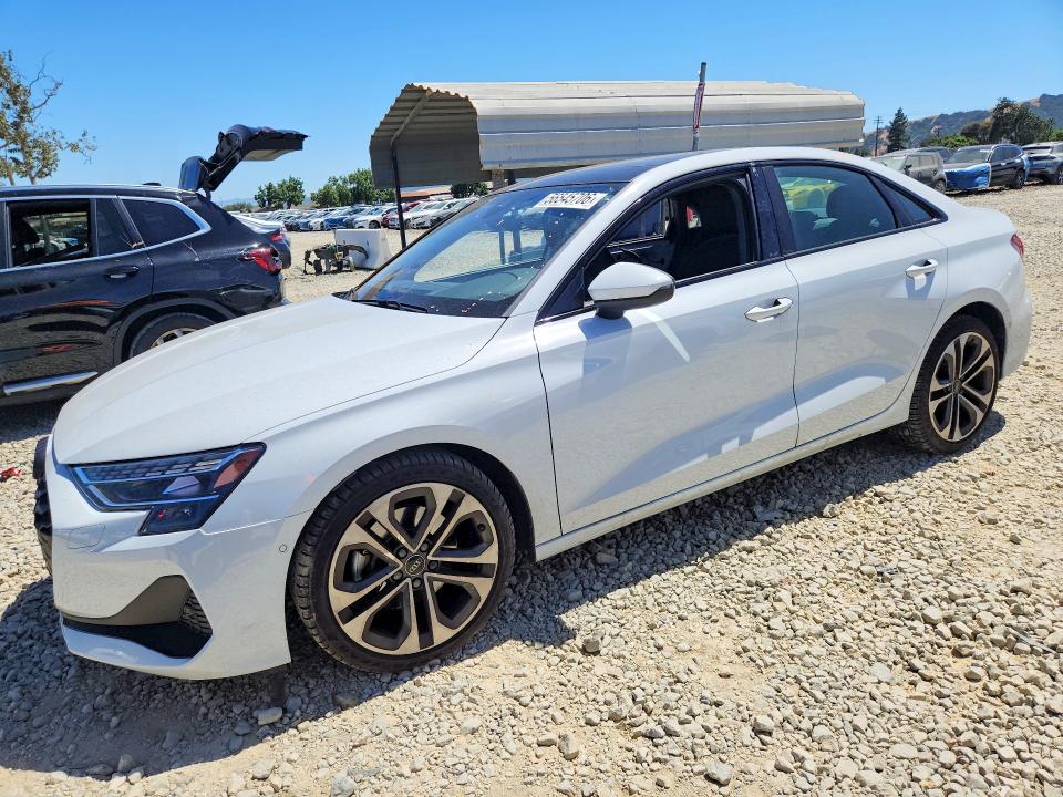 Продаж на аукціоні авто 2025 Audi A3, vin: WAUGUDGY3SA052108, номер лоту: 56545706