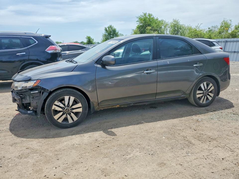 55954556 :رقم المزاد ، KNAFU4A23D5724664 vin ، 2013 Kia Forte مزاد بيع