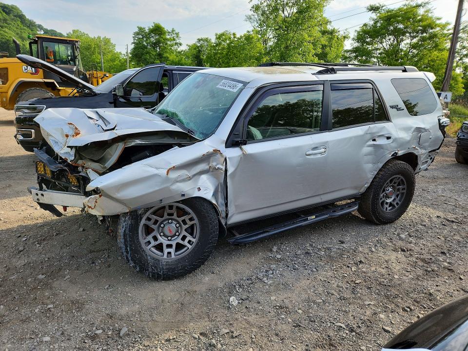 Aukcja sprzedaży 2022 Toyota 4runner, vin: JTERU5JR4N6006809, numer aukcji: 56824496