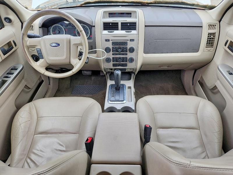 55619796 :رقم المزاد ، 1FMCU93138KE29185 vin ، 2008 Ford Escape مزاد بيع