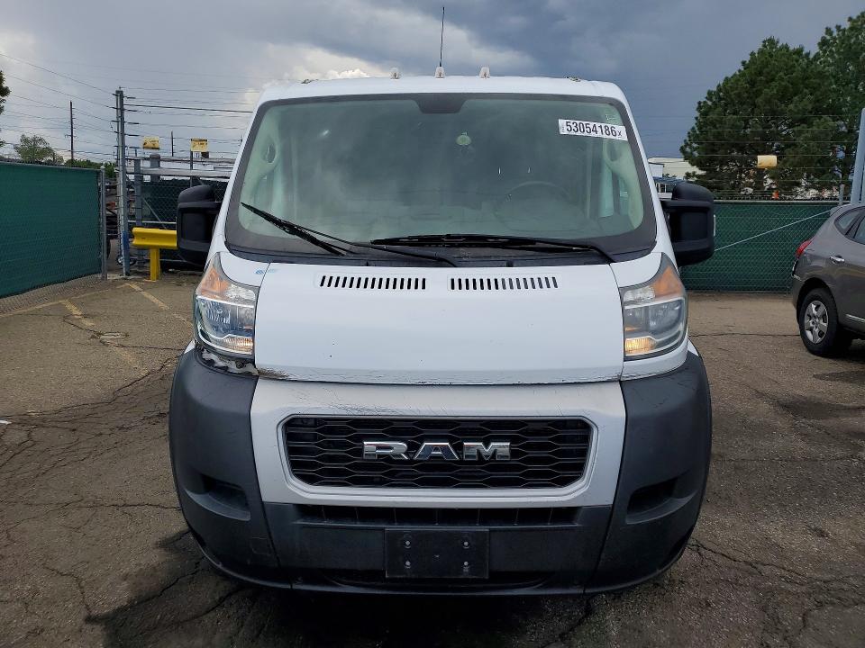 53054186 :رقم المزاد ، 3C6LRVNG0ME545626 vin ، 2021 Ram Promaster 1500 مزاد بيع