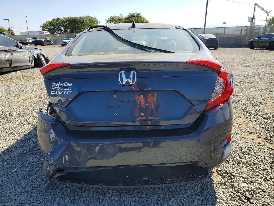 Продаж на аукціоні авто 2018 Honda Civic, vin: 2HGFC2F7XJH589140, номер лоту: 59112556