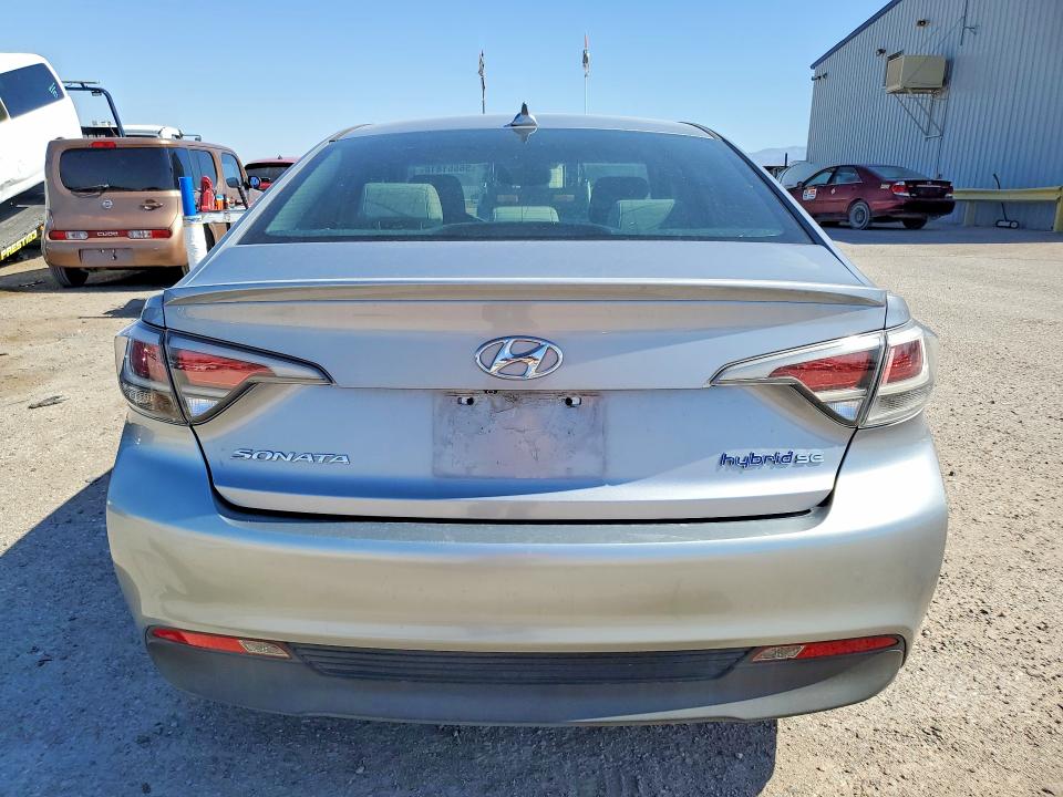 2017 Hyundai Sonata Hybrid მანქანა იყიდება აუქციონზე, vin: KMHE24L11HA046708, აუქციონის ნომერი: 56651816