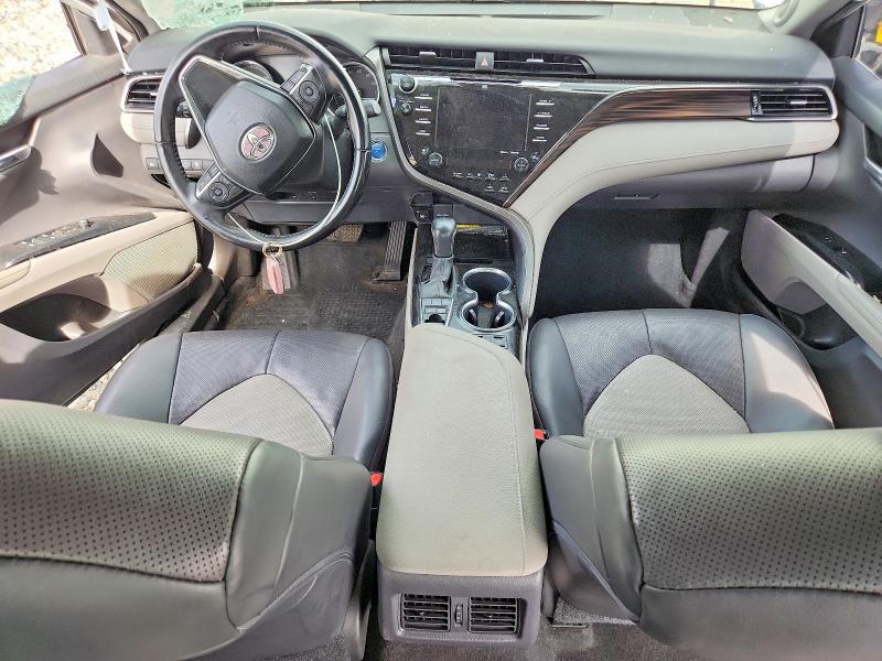 56799596 :رقم المزاد ، 4T1F31AK8LU016897 vin ، 2020 Toyota Camry مزاد بيع