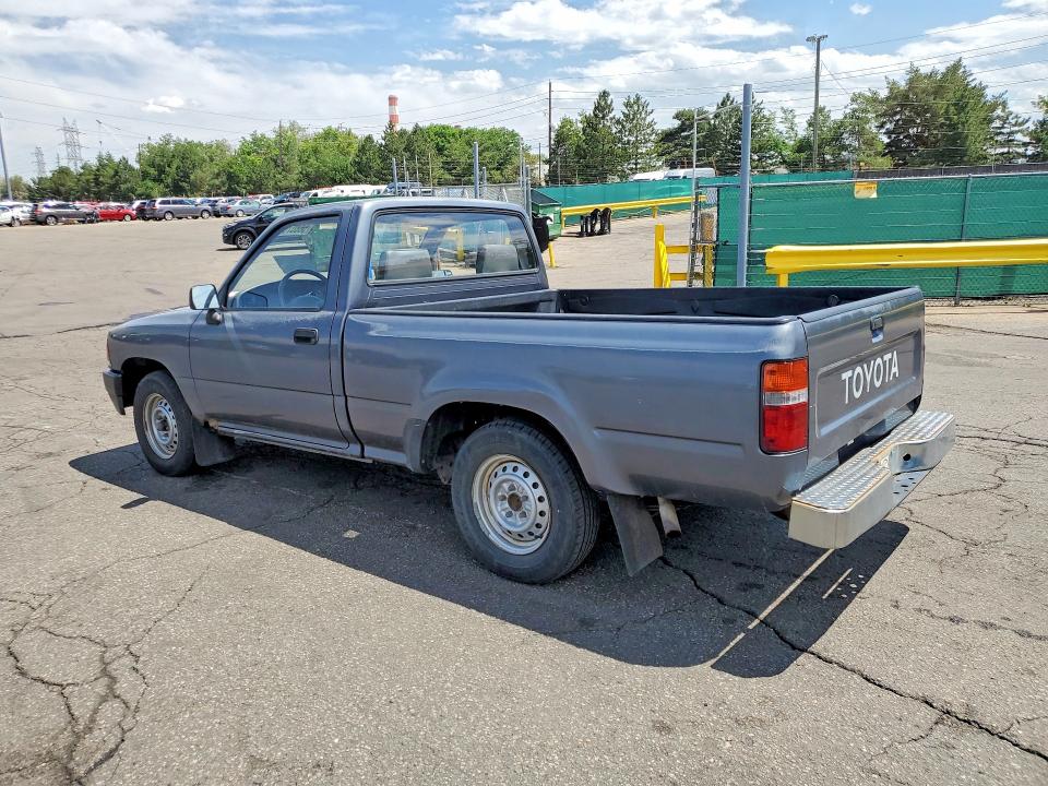 56807606 :رقم المزاد ، 4TARN81A6NZ014711 vin ، 1992 Toyota Pickup مزاد بيع