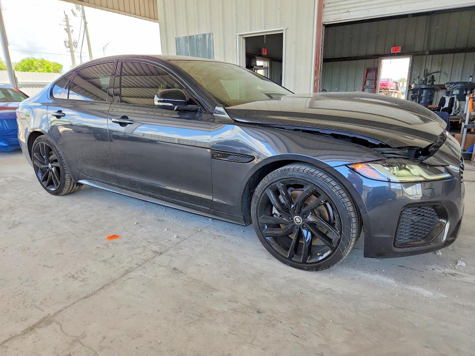 56568156 :رقم المزاد ، SAJB64FX7RCY96605 vin ، 2024 Jaguar Xf مزاد بيع