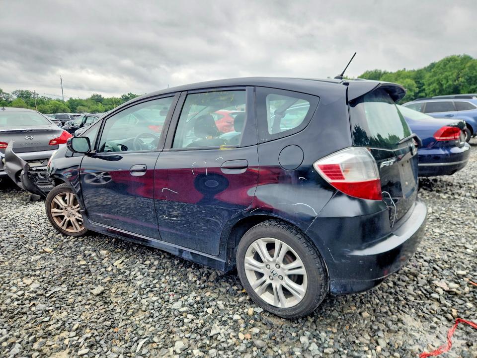 58589666 :رقم المزاد ، JHMGE8H57BC026528 vin ، 2011 Honda Fit مزاد بيع
