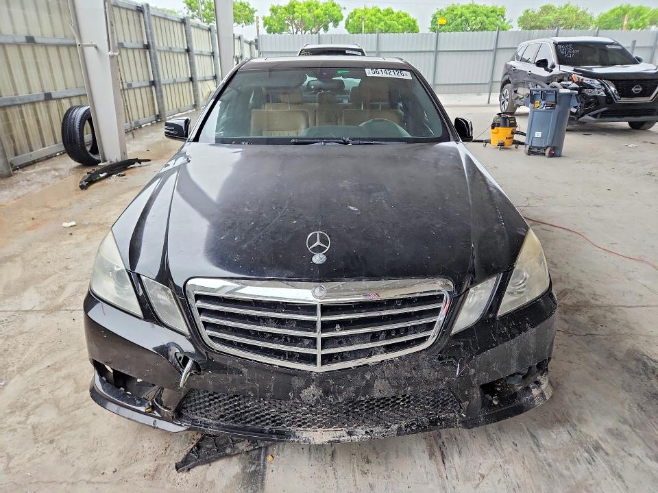 56142126 :رقم المزاد ، WDDHF7CB6AA018057 vin ، 2010 Mercedes-benz E مزاد بيع