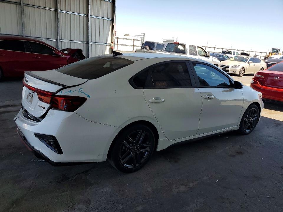 57558596 :رقم المزاد ، 3KPF34ADXME406648 vin ، 2021 Kia Forte مزاد بيع