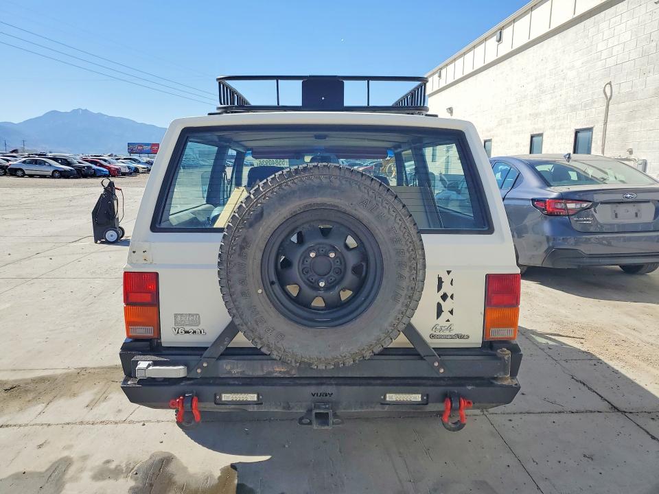 55840936 :رقم المزاد ، 1JCWL7716FT183872 vin ، 1985 Jeep Cherokee مزاد بيع