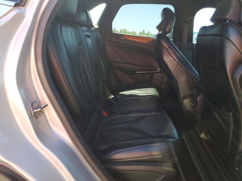 56181206 :رقم المزاد ، 5LMCJ1A93FUJ48134 vin ، 2015 Lincoln Mkc مزاد بيع