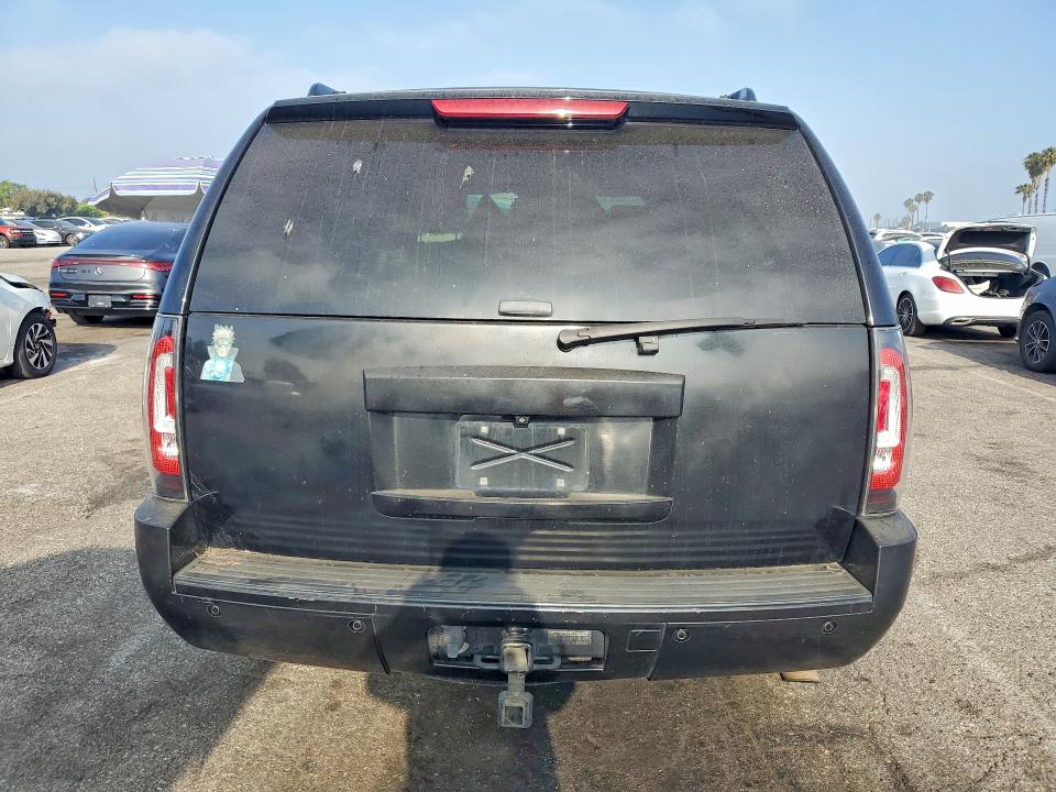 55640736 :رقم المزاد ، 1GKFK63838J122841 vin ، 2008 Gmc Yukon مزاد بيع