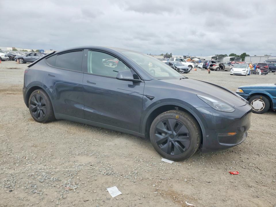 Продажа на аукционе авто 2025 Tesla Model Y, vin: 7SAYGDED9SF273513, номер лота: 57927596
