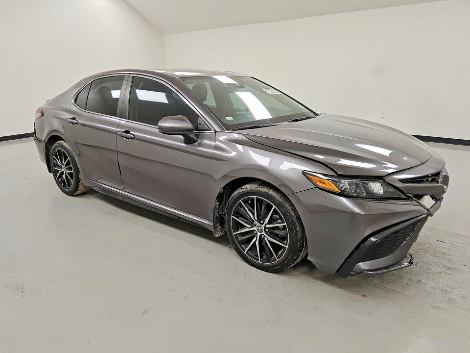 2021 Toyota Camry მანქანა იყიდება აუქციონზე, vin: 4T1G11AK4MU485660, აუქციონის ნომერი: 56568496
