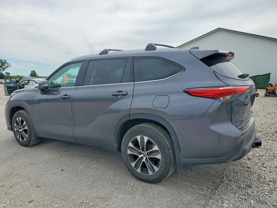 58581036 :رقم المزاد ، 5TDHZRBH1NS177354 vin ، 2022 Toyota Highlander مزاد بيع