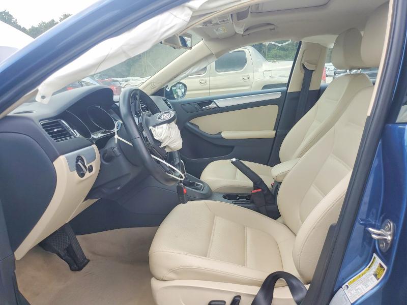 56471836 :رقم المزاد ، 3VW637AJ4GM419555 vin ، 2016 Volkswagen Jetta مزاد بيع