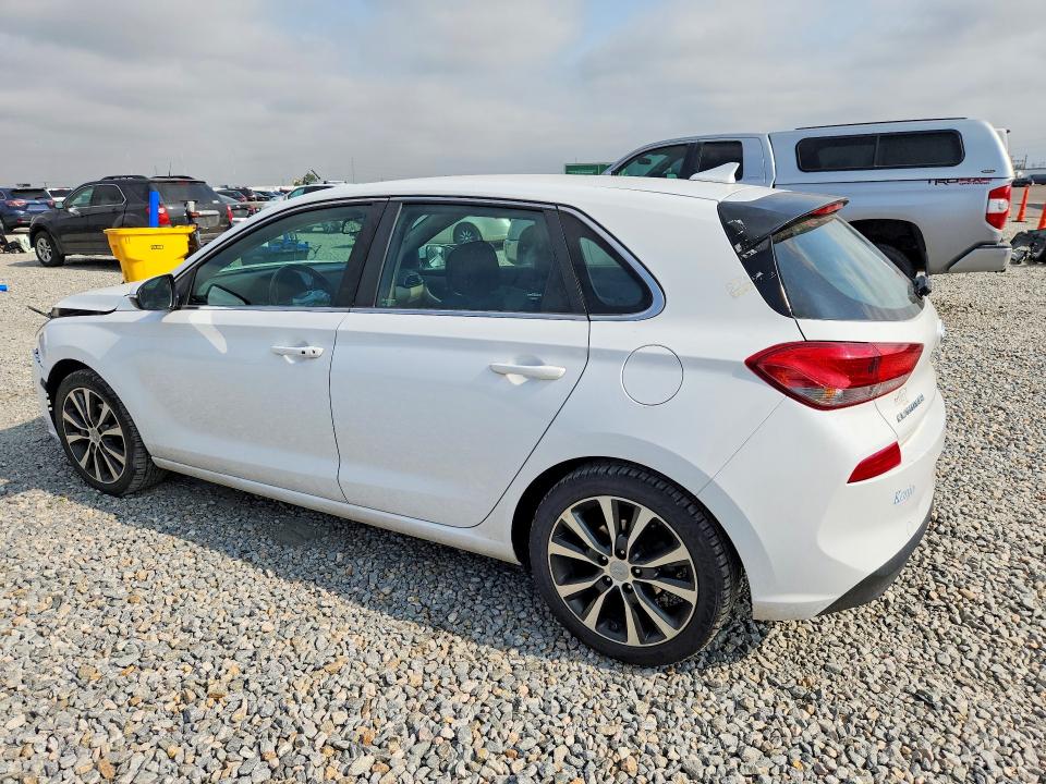 2018 Hyundai Elantra Gt მანქანა იყიდება აუქციონზე, vin: KMHH35LE8JU068373, აუქციონის ნომერი: 58595036