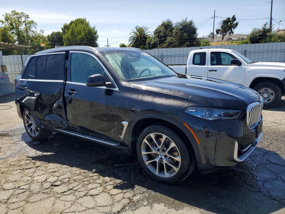 55197476 :رقم المزاد ، 5UX23EU03S9Z52432 vin ، 2025 Bmw X5 مزاد بيع