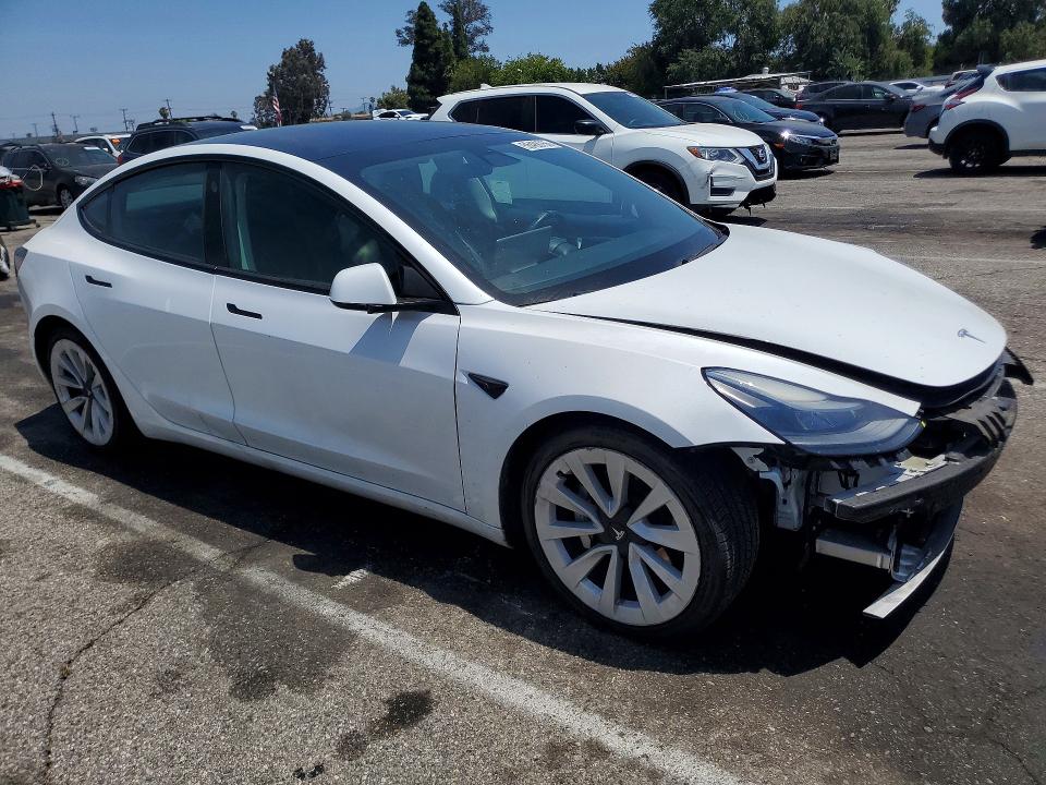56488756 :رقم المزاد ، 5YJ3E1EA2MF068975 vin ، 2021 Tesla Model 3 مزاد بيع