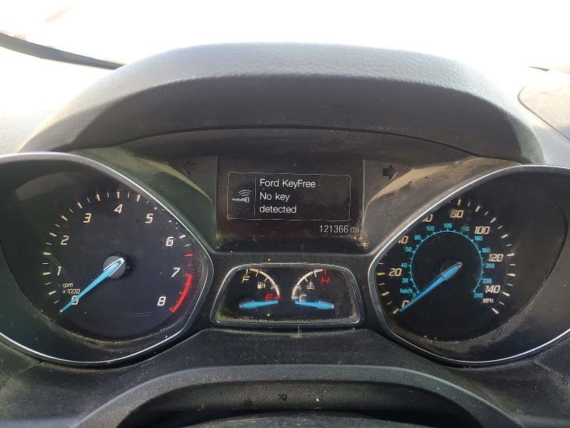 2013 Ford Escape მანქანა იყიდება აუქციონზე, vin: 1FMCU0J99DUD18045, აუქციონის ნომერი: 58138696