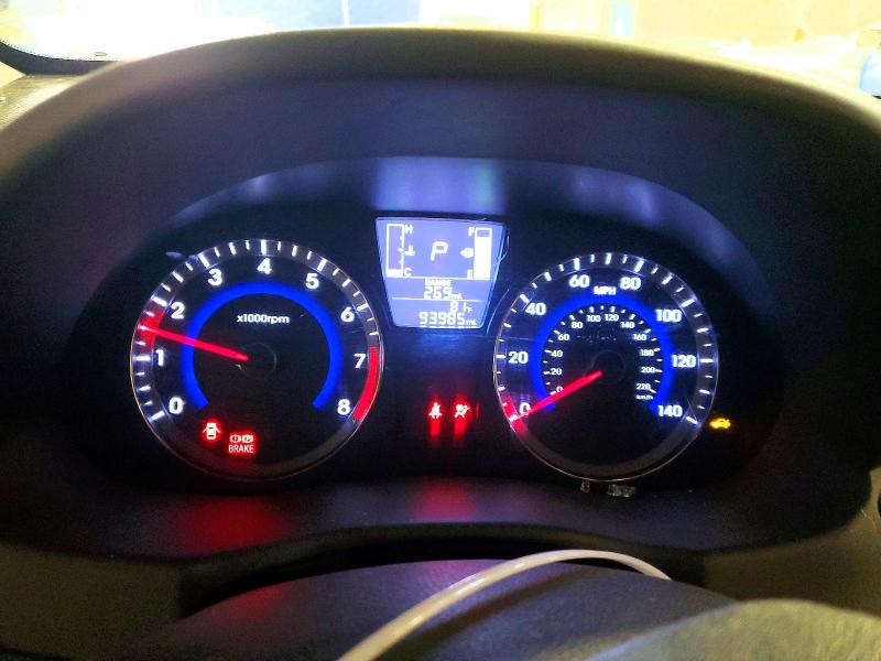 57617786 :رقم المزاد ، KMHCT5AE1FU204251 vin ، 2015 Hyundai Accent مزاد بيع