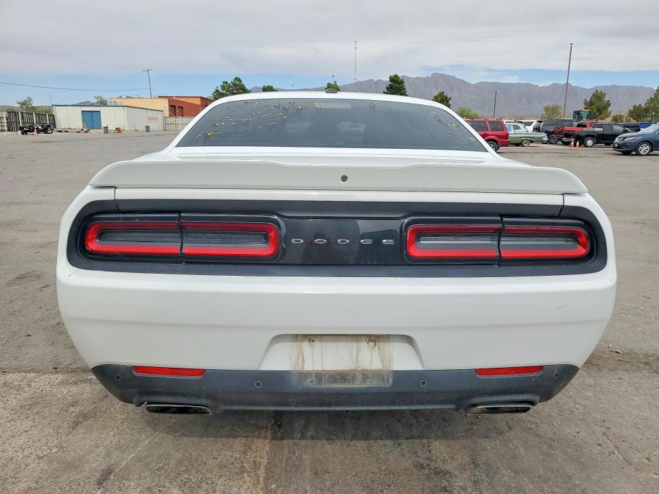 56623436 :رقم المزاد ، 2C3CDZBT0MH538443 vin ، 2021 Dodge Challenger مزاد بيع