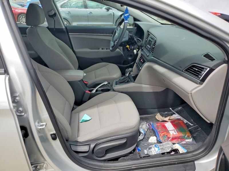 56110056 :رقم المزاد ، 5NPD74LF7JH342263 vin ، 2018 Hyundai Elantra مزاد بيع