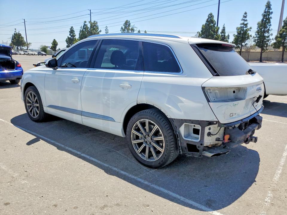 59168576 :رقم المزاد ، WA1LAAF78HD003392 vin ، 2017 Audi Q7 مزاد بيع