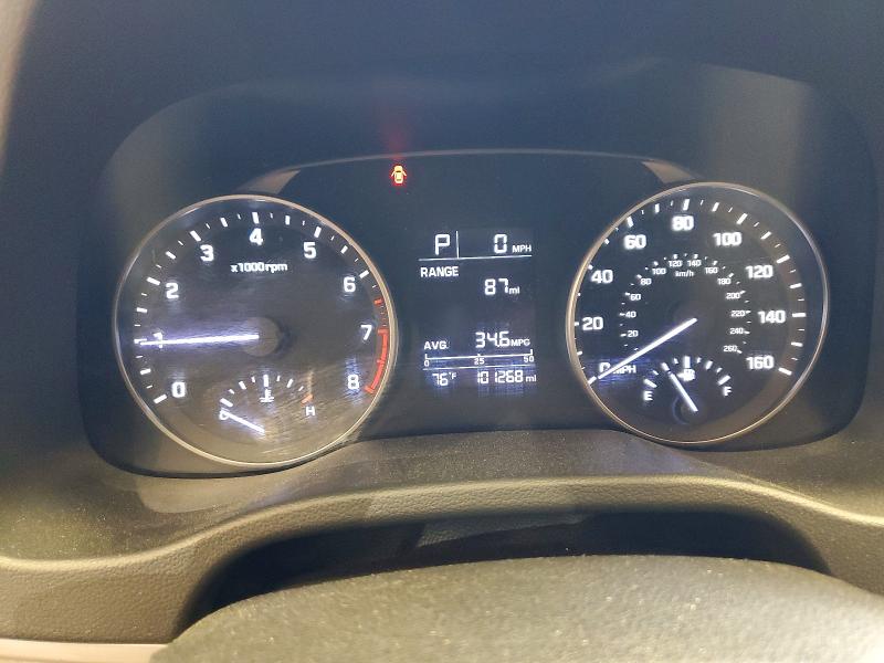 2017 Hyundai Elantra მანქანა იყიდება აუქციონზე, vin: 5NPD74LF8HH126044, აუქციონის ნომერი: 58984606