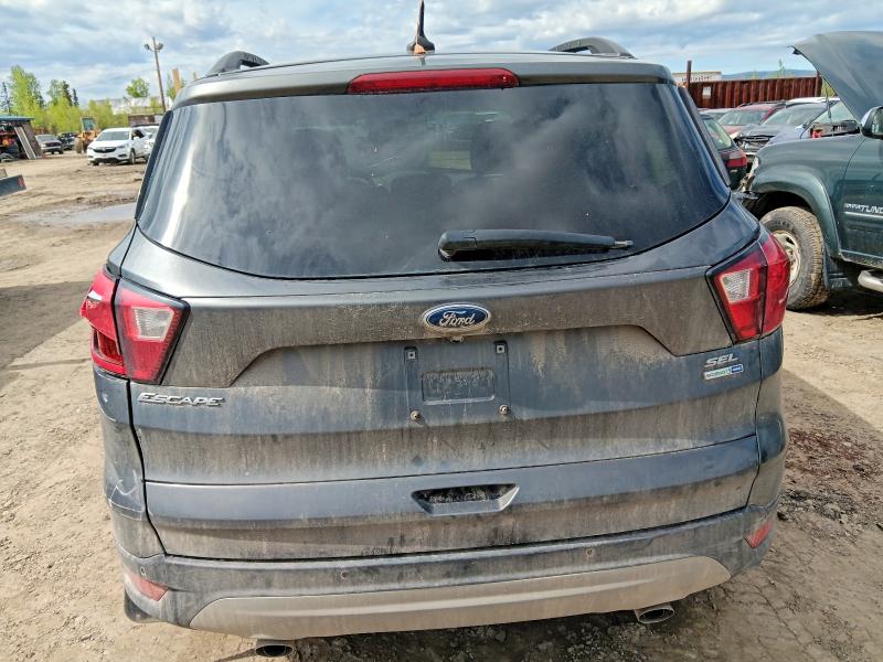 55739686 :رقم المزاد ، 1FMCU9HD8KUB63757 vin ، 2019 Ford Escape مزاد بيع