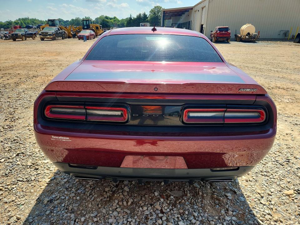 56879786 :رقم المزاد ، 2C3CDZBT5JH259985 vin ، 2018 Dodge Challenger مزاد بيع