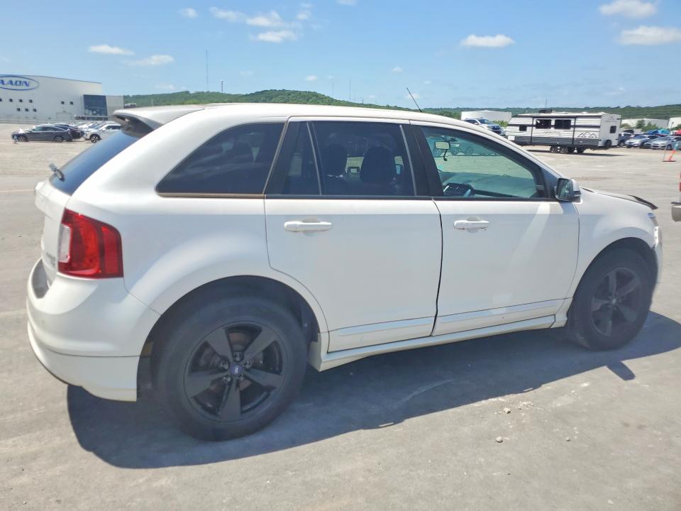 56801826 :رقم المزاد ، 2FMDK4AK8DBC77997 vin ، 2013 Ford Edge مزاد بيع