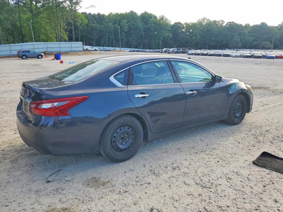 57718076 :رقم المزاد ، 1N4AL3AP4JC120513 vin ، 2018 Nissan Altima مزاد بيع