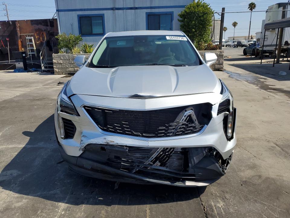 58469736 :رقم المزاد ، 1GYAZAR46MF003200 vin ، 2021 Cadillac Xt4 مزاد بيع