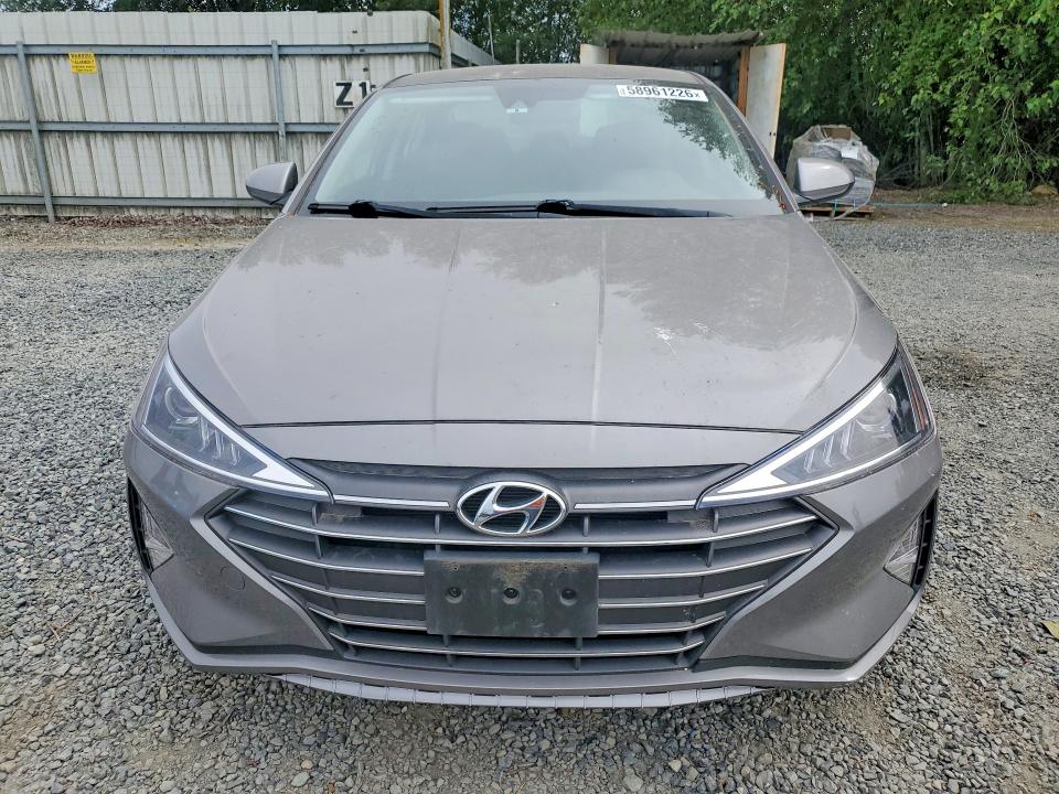 2020 Hyundai Elantra მანქანა იყიდება აუქციონზე, vin: KMHD84LF0LU105826, აუქციონის ნომერი: 58961226